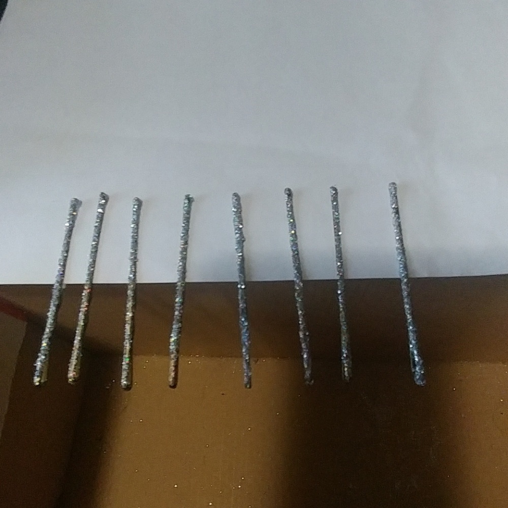 Bobbi pins